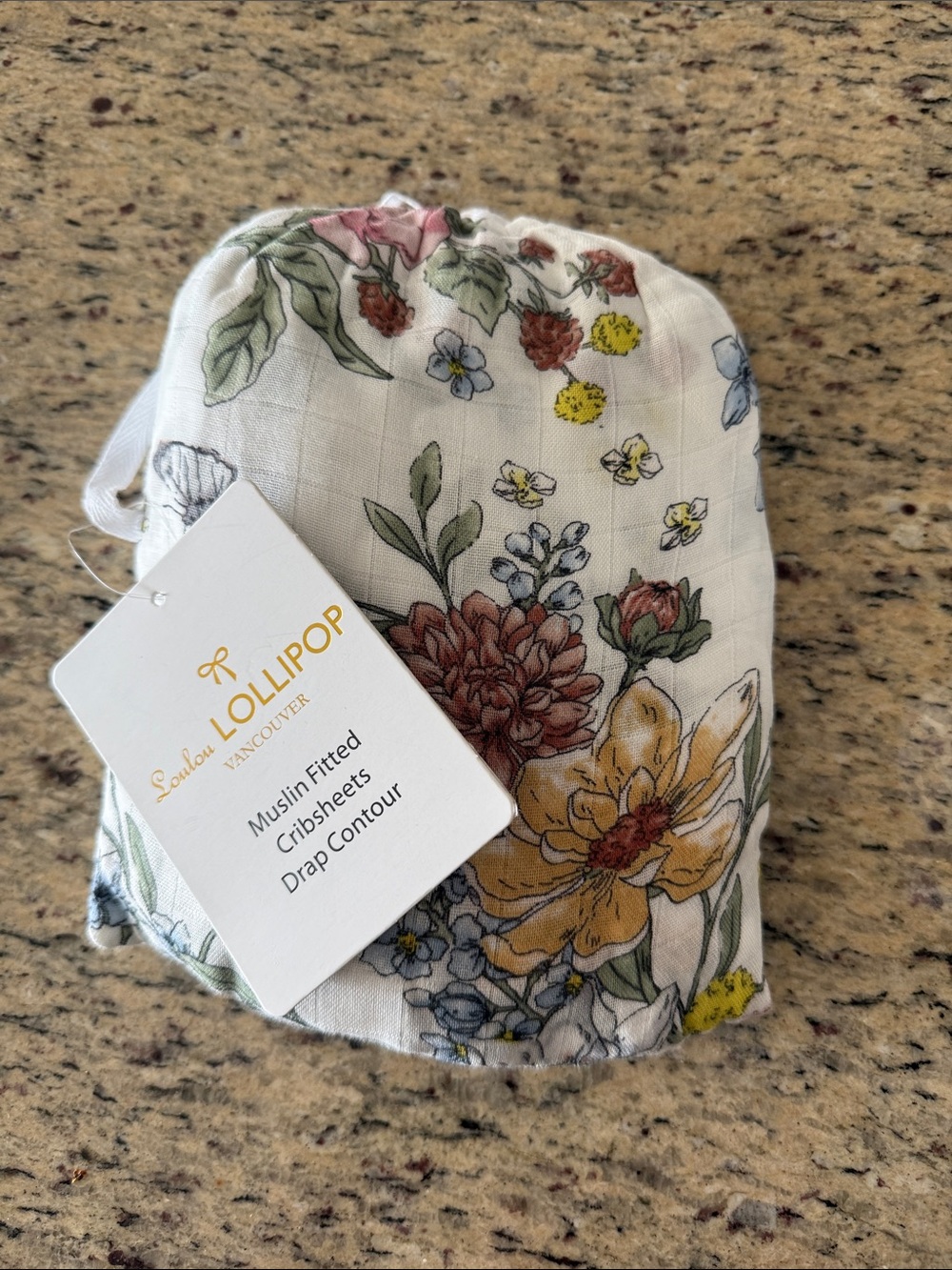 NWT Loulou Lollipop Crib Sheet